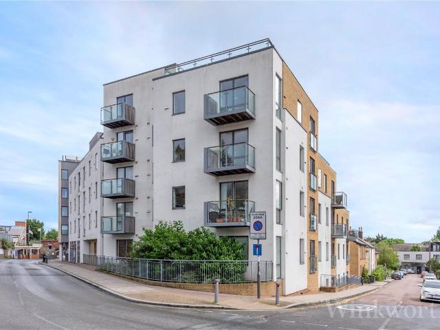 Apartment for rent in London Borough of Lewisham, Forest Hill