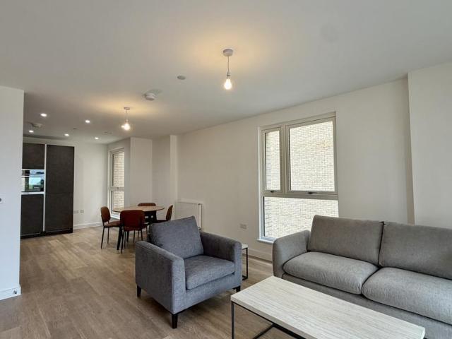 Apartment for rent in West Hendon, The Hyde