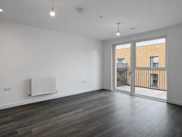 House for rent in West Hendon, The Hyde