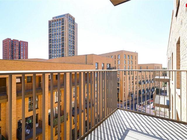 Apartment for rent in Kingsbury, Greater London