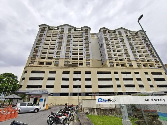 Condominium for sale in Petaling, Alam Impian