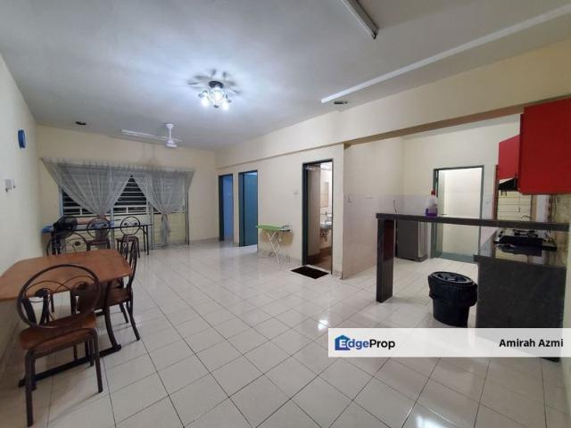 Condominium for sale in Petaling, Alam Impian