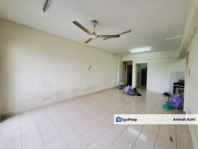Condominium for sale in Petaling, Alam Impian