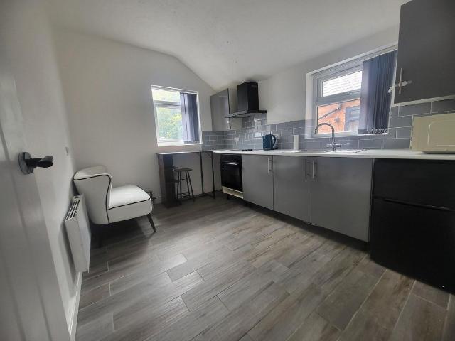 Studio for rent in Stirchley, West Midlands