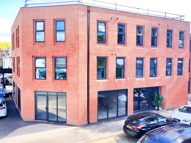 Studio for rent in Stirchley, West Midlands