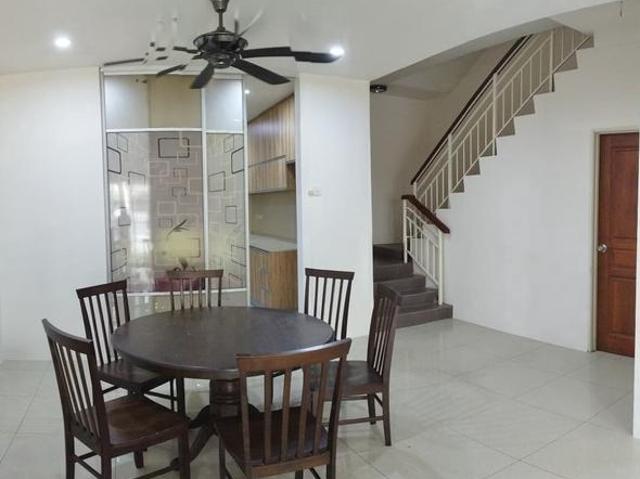Terraced House for rent in Mukim 13, Georgetown