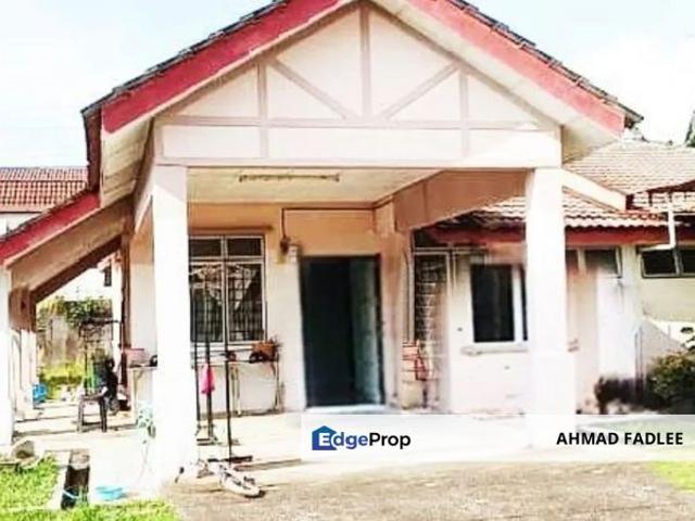 House for sale in Tanjong Sepat, Selangor