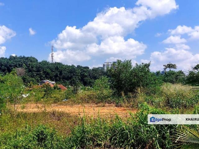 House for sale in Desa Pinggiran Putra, Sepang