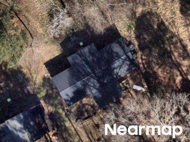 House for sale in Clayton