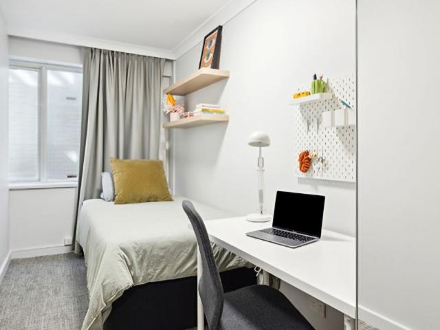 Room for rent in Cockburn, Western Australia