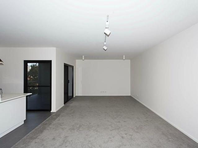 Apartment for rent in Cockburn, Western Australia
