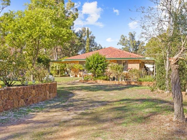 House for sale in Mount Helena, Western Australia