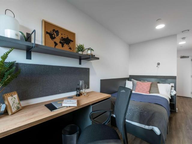 Studio for rent in Gants Hill, Greater London