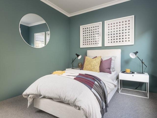 Cottage for sale in Champion Lakes, Western Australia