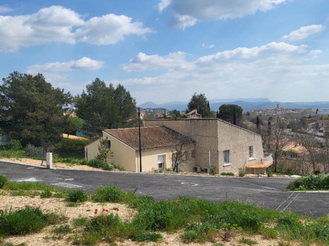 Terrain vente à Pertuis, Vaucluse