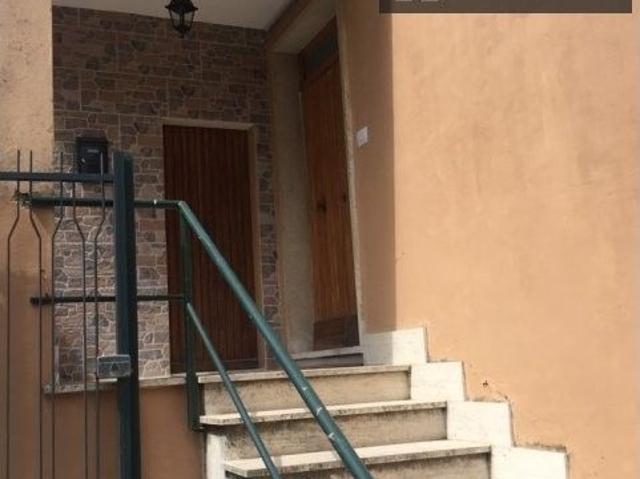 Appartamento in affitto a Sant'Erminio, Cenerente