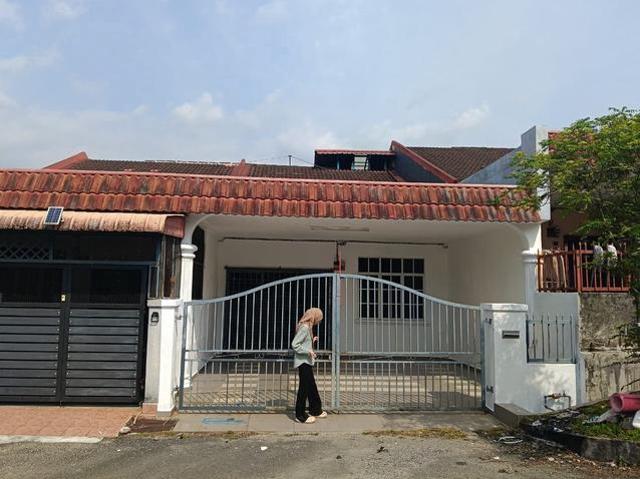 Terraced House for sale in Perak, Tanjong Malim