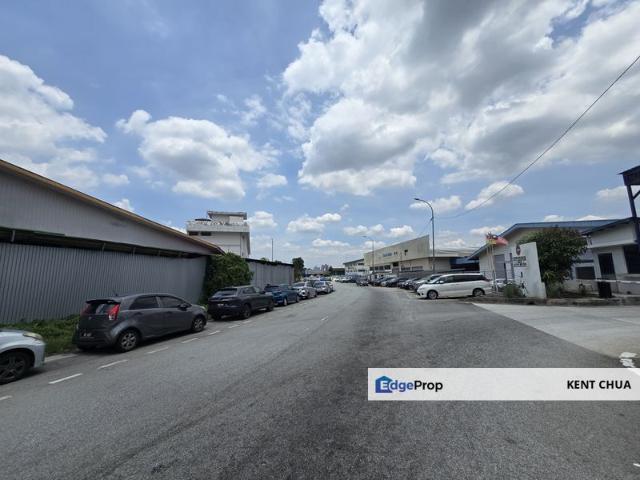 Warehouse for sale in Selayang, Selangor