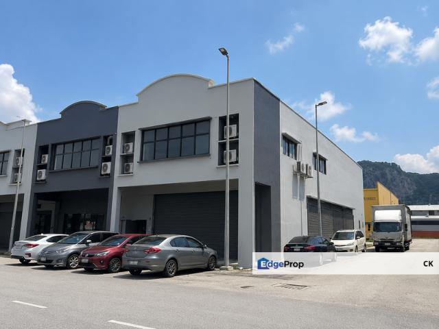 Warehouse for rent in Selayang, Selangor
