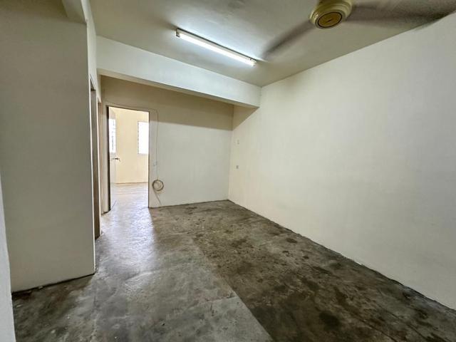 Flat for sale in Wellesley, Penang