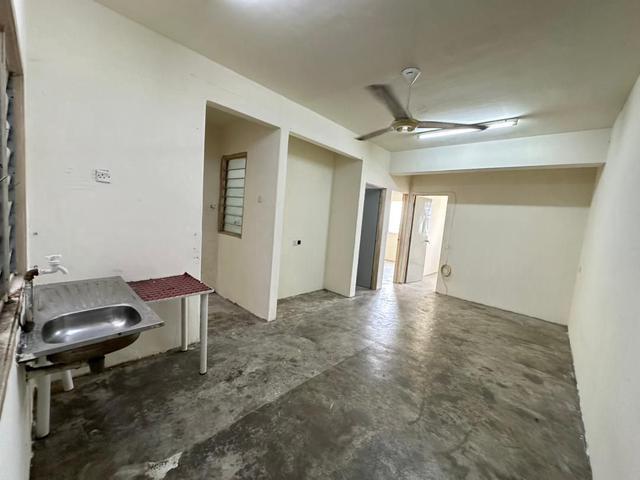 Flat for sale in Wellesley, Penang