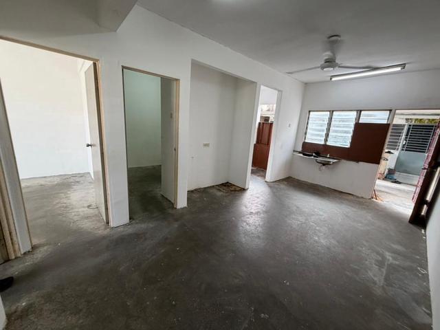 Flat for sale in Wellesley, Penang