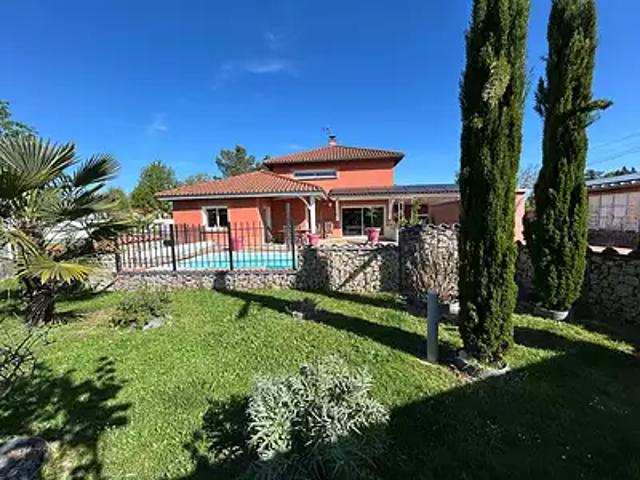 Maison vente à Thiers, Peschadoires