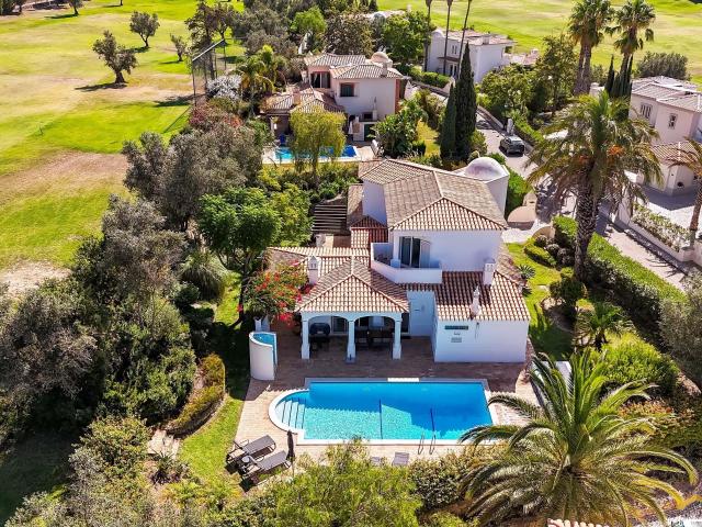 Casa venda em Estômbar, Faro