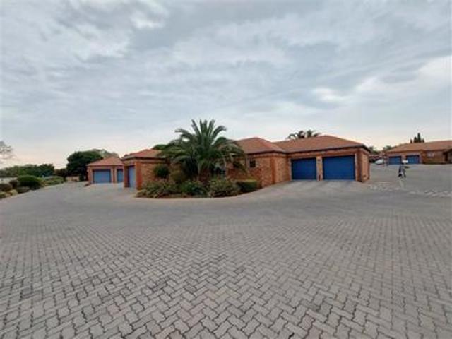 House for rent in Die Hoewes, Centurion