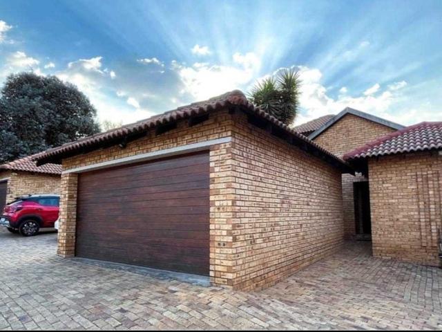 Townhouse for sale in South & Alberton, Johannesburg