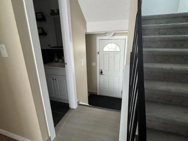 Townhouse for rent in The Gardens, St. Albert