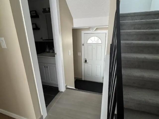 House for rent in The Gardens, St. Albert
