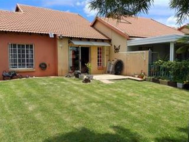 Townhouse for sale in Edenvale