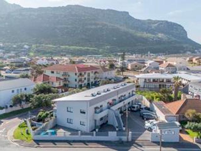 Apartment for sale in Cape Town, Western Cape