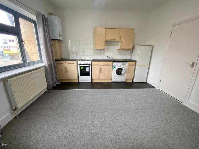 Apartment for rent in Upton Park, Greater London