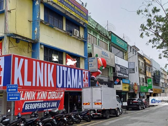 Shop for sale in Petaling, Damansara Damai
