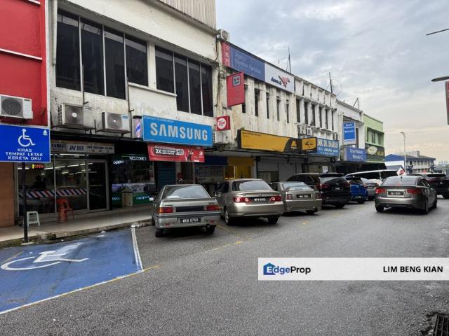 Shop for sale in Petaling, Damansara Damai