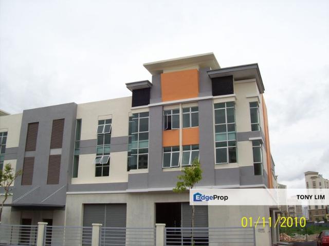 Warehouse for sale in Petaling, Damansara Damai