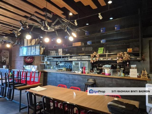 Shop for rent in Petaling, Damansara Damai