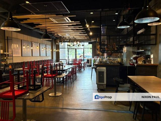 Shop for rent in Petaling, Damansara Damai
