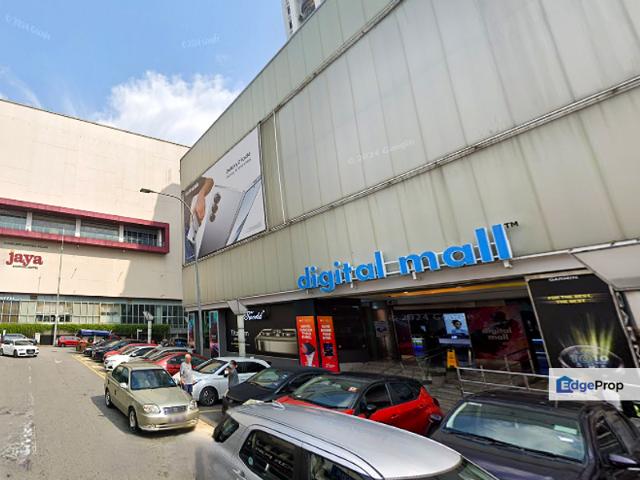 Shop for rent in Petaling Jaya, Petaling