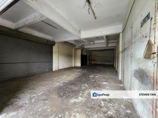 Shop for rent in Petaling, Damansara Damai