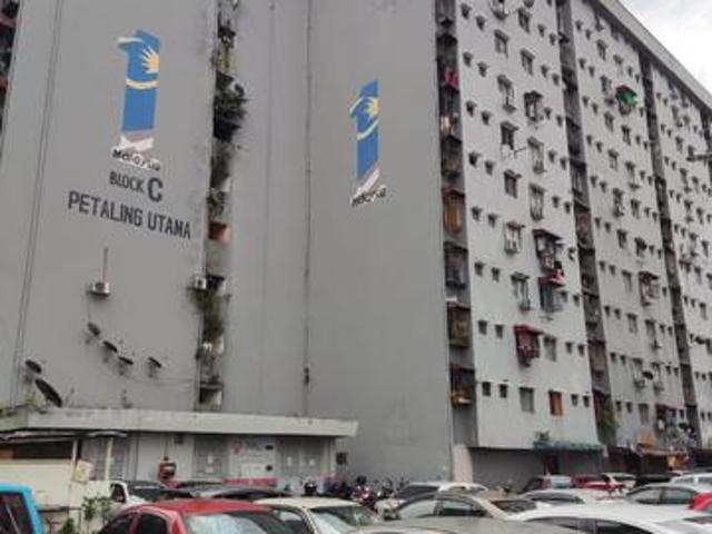 Flat for sale in Petaling, Damansara Damai