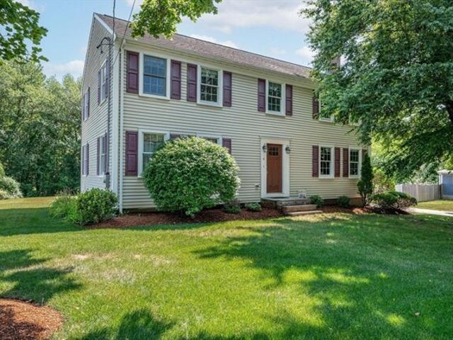 House for sale in North Reading, Massachusetts