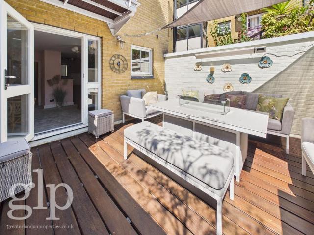 House for rent in Soho, Greater London