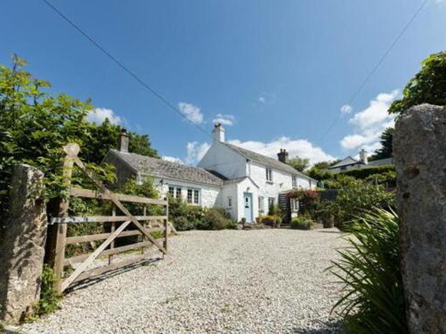 House for sale in Weir Quay, Devon