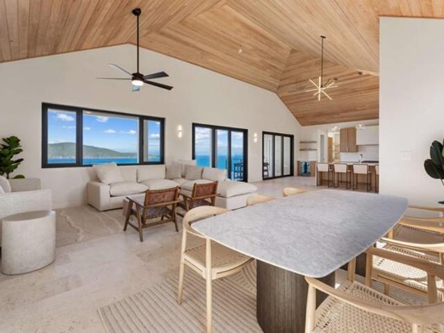 House for sale in Saint Thomas, Missouri