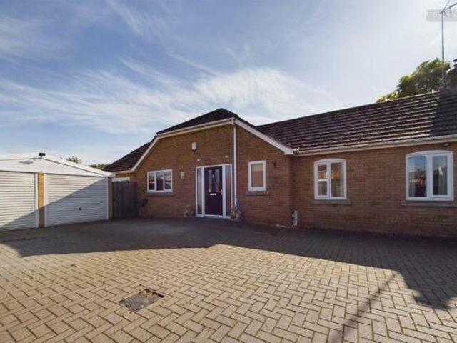 House for sale in Lyons, Greater London