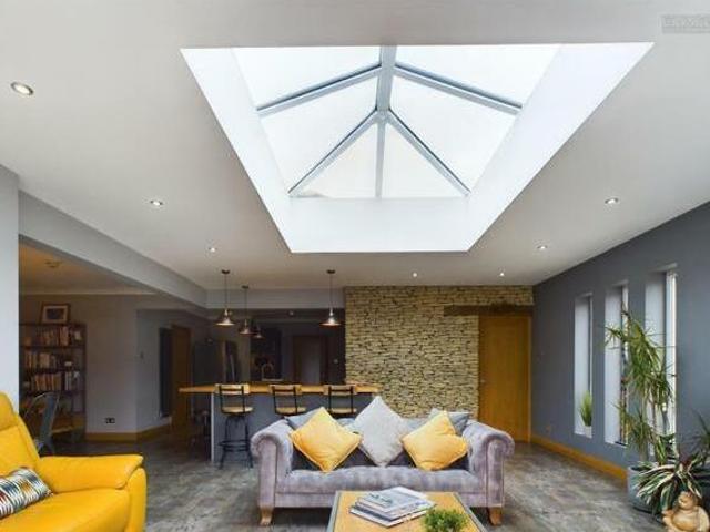 House for sale in Lyons, Greater London