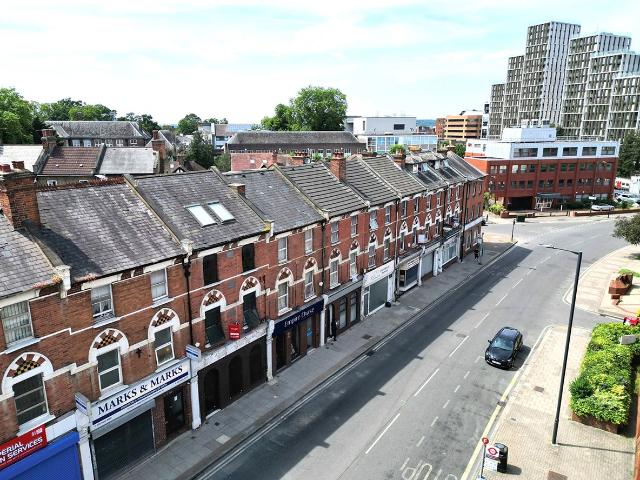 Apartment for rent in Kenton, Greater London